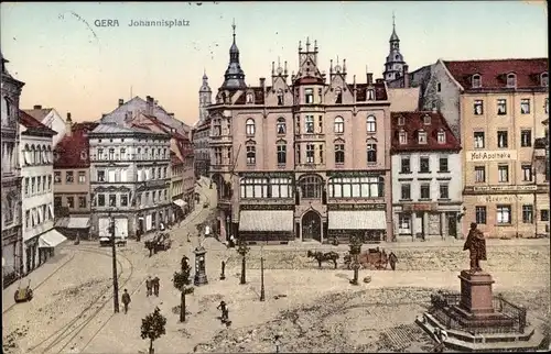 Ak Gera, Johannisplatz mit Denkmal, Gleise