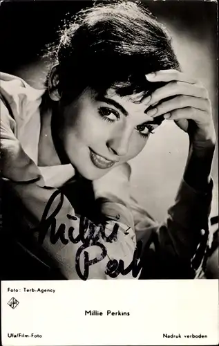 Ak Schauspielerin Millie Perkins, Portrait, Autogramm