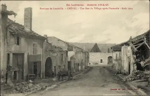 Ak Crevic Meurthe et Moselle, Straße nach Bombenangriff