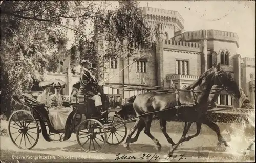 Ak Kronprinzessin Cecilie, Prinzessin Eitel Friedrich, Kutsche