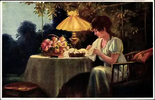 Ak Sie denkt an ihn, Frau am Tisch, Klöppelwerk, Blumen, Tischlampe, Liebe