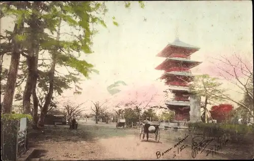 Ak Yokohama Präf Kanagawa Japan, Straßenpartie, Tempel, Rikschafahrer