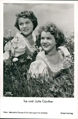Ak Schauspielerin Isa Günther, Jutta Günther, Filmszene Der erste Kuss