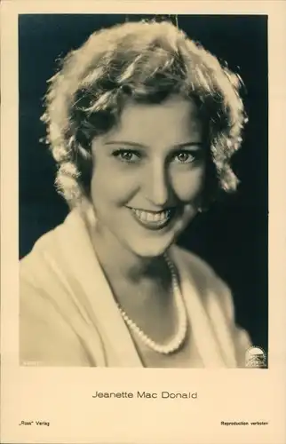 Ak Schauspielerin Jeanette MacDonald, Portrait