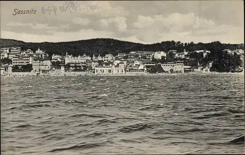 Ak Sassnitz auf Rügen, Teilansicht, Meer, Strand