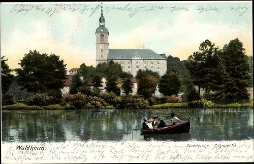 Ak Waldheim in Mittelsachsen, Kahnpartie, Stadtkirche, Ruderboot