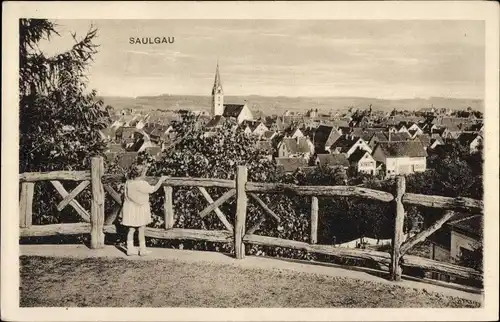 Ak Bad Saulgau in Oberschwaben, Ortsansicht, Kirchturm, Aussichtsterrasse, Kind