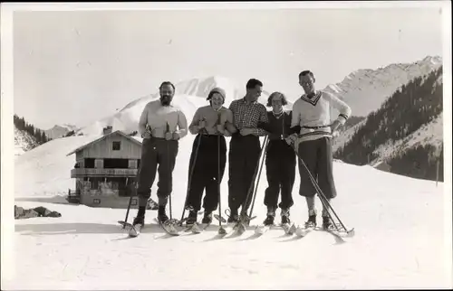Künstler Ak Skifahrer in einer Winterlandschaft