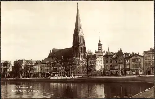 Ak Schwerin Mecklenburg, Pfaffenteich mit Dom