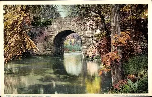 Ak Hadley Massachusetts USA, Stone Arch Bridge