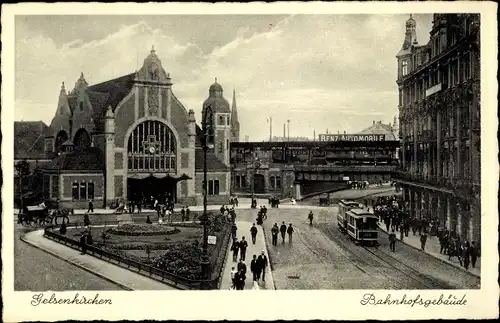 Ak Gelsenkirchen im Ruhrgebiet, Bahnhof, Straßenseite, Bahnhofshotel