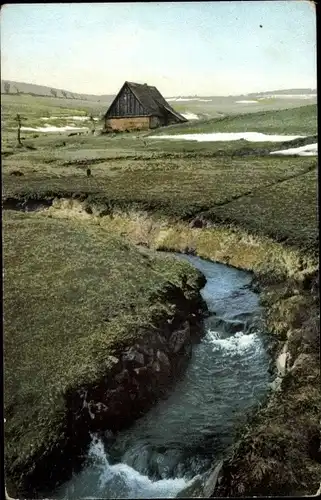 Ak Dorfidyll, Felder, Fluss, Wohnhaus