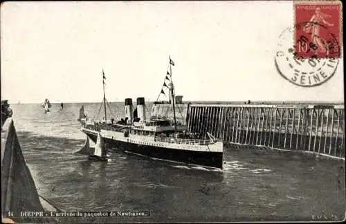 Ak Dieppe Seine Maritime, Die Ankunft des Linienschiffs aus Newhaven