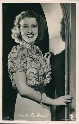 Ak Schauspielerin Jeanette MacDonald, Portrait