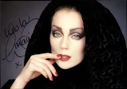 Ak Schauspielerin und Model Lorraine Chase, Portrait, Autogramm