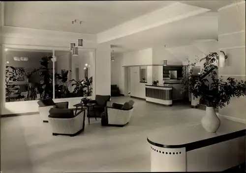 Ak Bad Elster im Vogtland, Sanatorium Sachsenhof, Empfangshalle