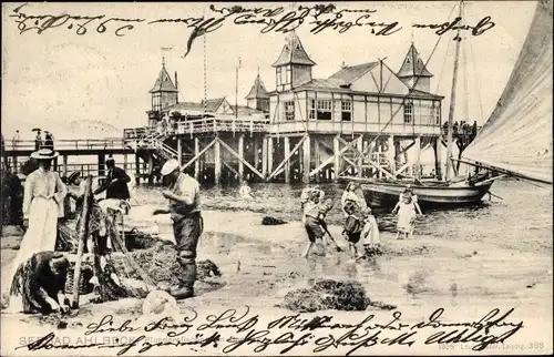 Ak Ostseebad Ahlbeck Heringsdorf auf Usedom, Flunderfischer, Strand, Seebrücke, Boote