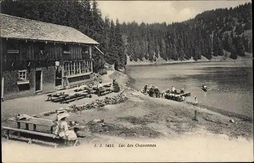 Ak Lac des Chavonnes Ormont Dessous Kanton Waadt, Partie am Ufer, Gasthaus, Terrasse