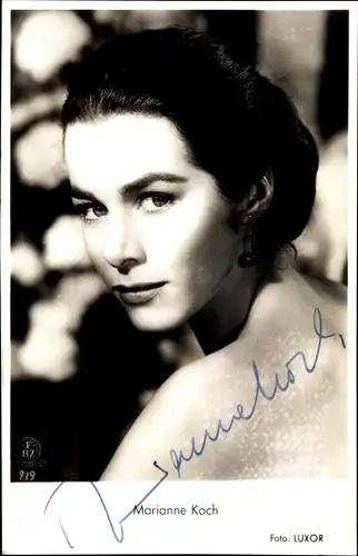 Ak Schauspielerin Marianne Koch, Portrait, Autogramm