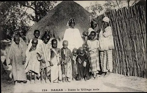 Ak Dakar Senegal, Im schwarzen Dorf