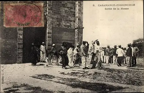 Ak Ziguinchor Casamance Senegal, Austritt aus der Messe