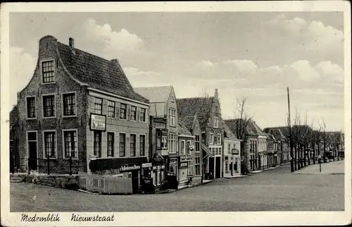 Ak Medemblik Nordholland Niederlande, Nieuwstraat