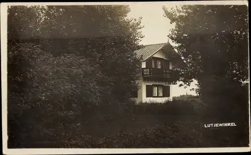 Ak Lutjewinkel Nordholland, Wohnhaus, Balkon, Garten