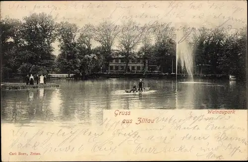 Ak Zittau in der Oberlausitz, Weinaupark, Teich, Fontäne, Boot