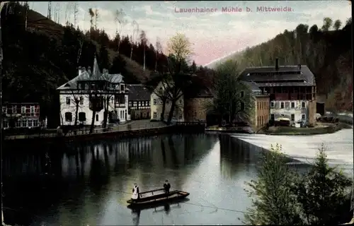 Ak Lauenhain Mittweida in Sachsen, Lauenhainer Mühle, Fluss, Wehr, Boot