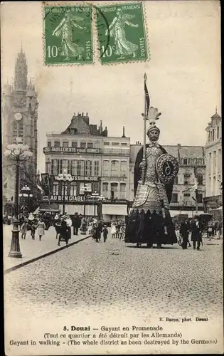 Ak Douai Nord, Gayant, Gayant en Promenade, Straßenfest, Karneval