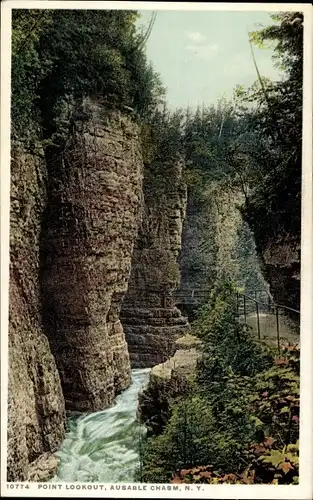 Ak New York USA, Aussichtspunkt, Ausable Chasm