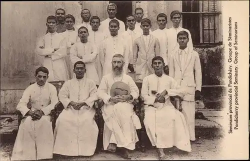 Ak Pondichery Indian Ponducherry, Gruppe von Seminaristen