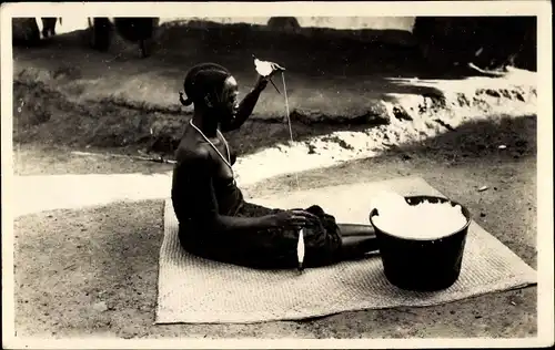 Ak Französisch-Guinea, Spinner Guerzé