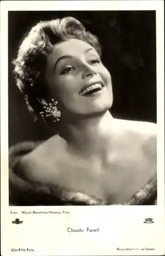 Ak Schauspielerin Claude Farell, Portrait