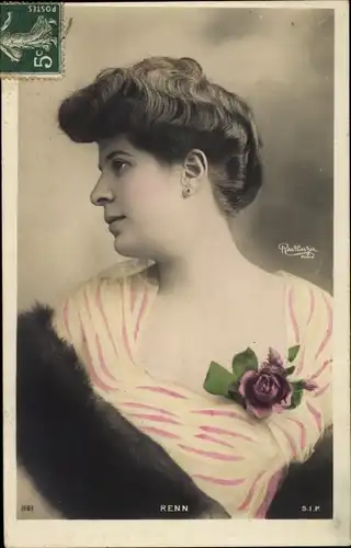 Ak Schauspielerin Renn, Frauenportrait