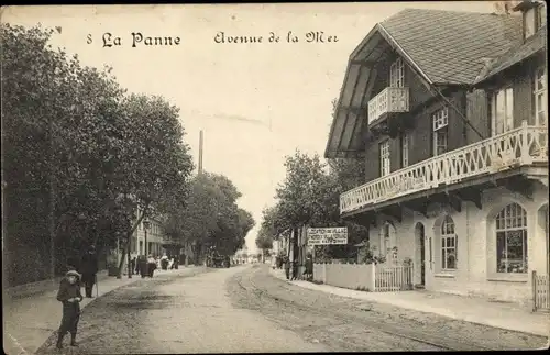 Ak La Panne De Panne Westflandern, Avenue de la Mer