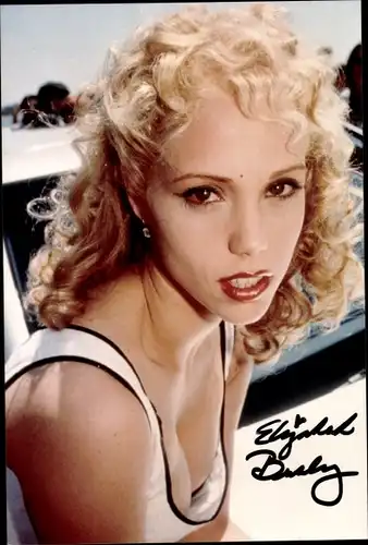 Ak Schauspielerin Elizabeth Berkley, Baywatch, Portrait, Autogramm