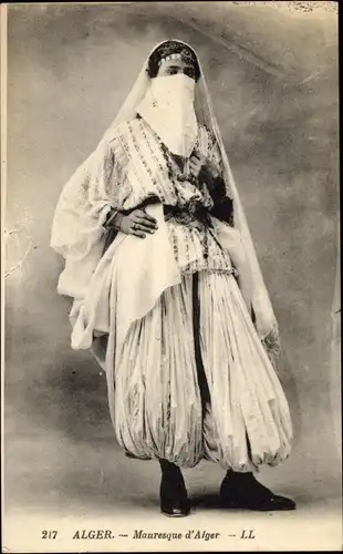 Ak Algerien, Mauresque d'Alger, Maurin, Schleier, Gewand, Hose