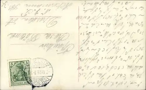 Ak Frau mit grünem Hut mit Federn