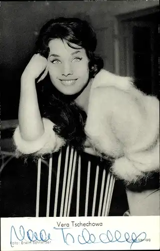 Ak Schauspielerin Vera Tschechowa, Portrait, Autogramm