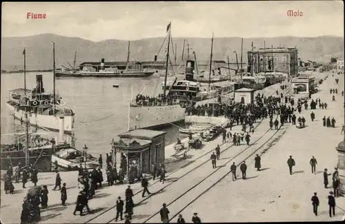 Ak Rijeka Fiume Kroatien, Hafen mit Dampfern