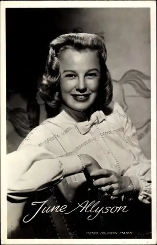 Ak Schauspielerin June Allyson, Portrait, Mero Goldwyn Mayer