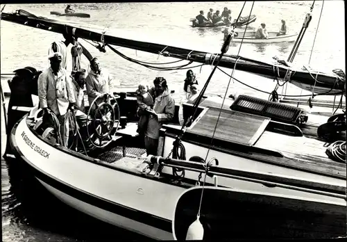 Ak Königin Juliana der Niederlande, Prinz Willem Alexander, Vlootshow Hoorn 1969