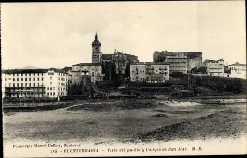 Ak Hondarribia Fuenterrabia Baskenland, Blick auf die Stadt und das Colegio de San-José