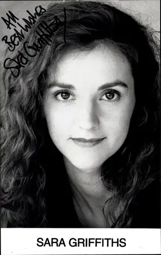 Ak Schauspielerin Sara Griffiths, Portrait, Autogramm