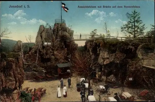 Ak Jonsdorf in Sachsen, Aussichtsfelsen, Brücke auf dem Nonnenfelsen