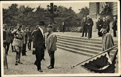 Ak Praha Prag Tschechien, Präsident T. G. Masaryk kommt am 26. Mai 1920 ins Parlament, General Pellé