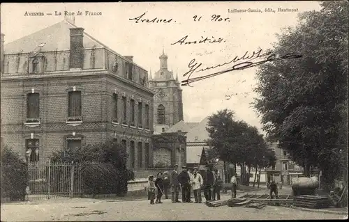 Ak Avesnes sur Helpe Nord, Rue de France