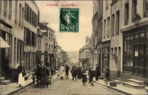 Ak Avesnes sur Helpe Nord, Grande Rue