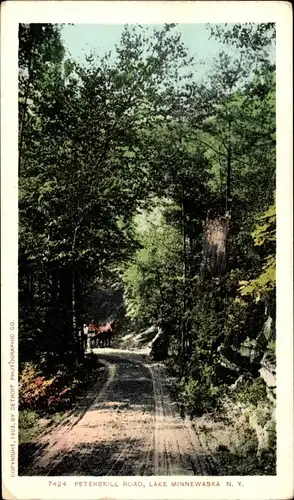 Ak Lake Minnewaska New York USA, Peterskill Road